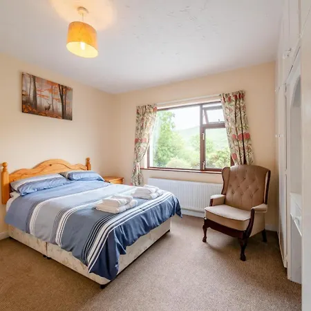 3 Bed In Oc-s32584 * Releagh