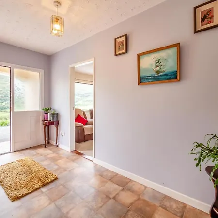 3 Bed In Oc-s32584 Ferienhaus