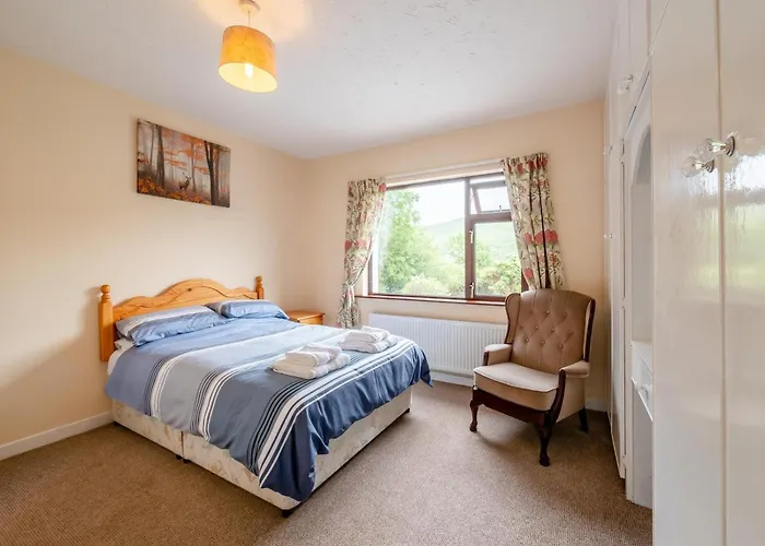 3 Bed In Oc-s32584 * Releagh