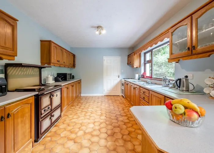 3 Bed In Oc-s32584 Ferienhaus